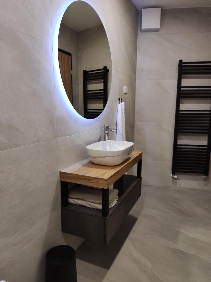 Boutique Rooms By Petric Winery Dobravlje Buitenkant foto