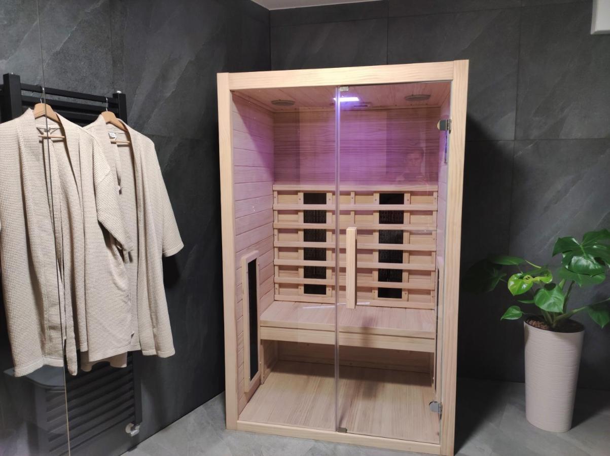 Boutique Rooms By Petric Winery Dobravlje Buitenkant foto