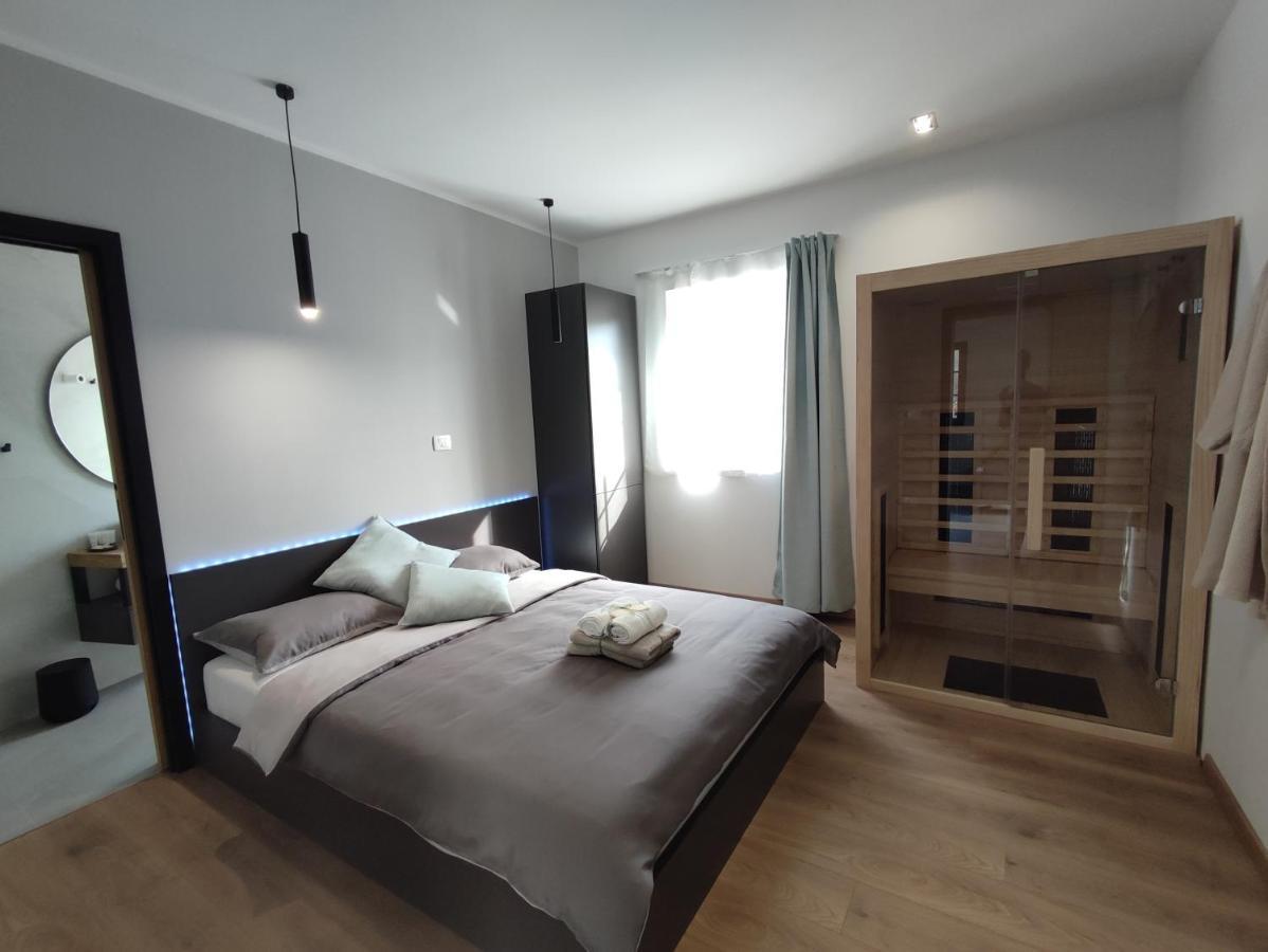 Boutique Rooms By Petric Winery Dobravlje Buitenkant foto