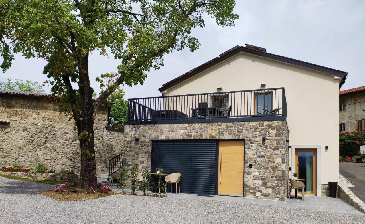 Boutique Rooms By Petric Winery Dobravlje Buitenkant foto